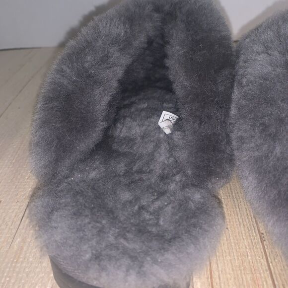 UGG COQUETTE Gray Suede Shearling Moccasin Slippers Women’s Size 9 Comfortable - Picture 10 of 16